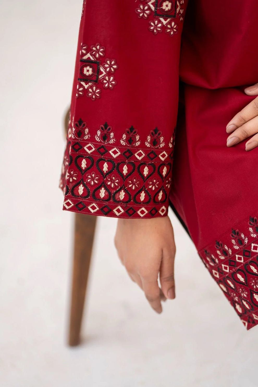 Cross Wear 2 Piece Lawn Embroidered Suit