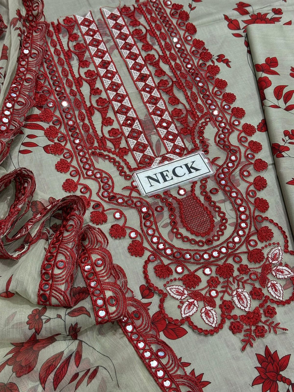 Aneela's Unstitched Replica 3psc