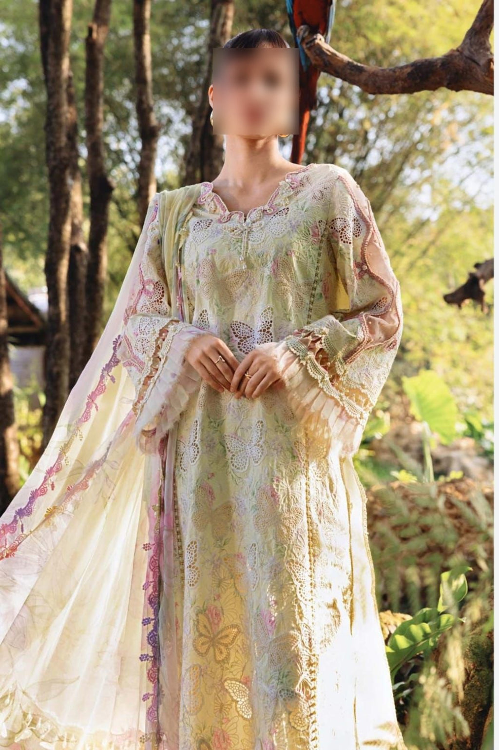 Butterfly 🦋 3psc Unstitched Embroided Suit