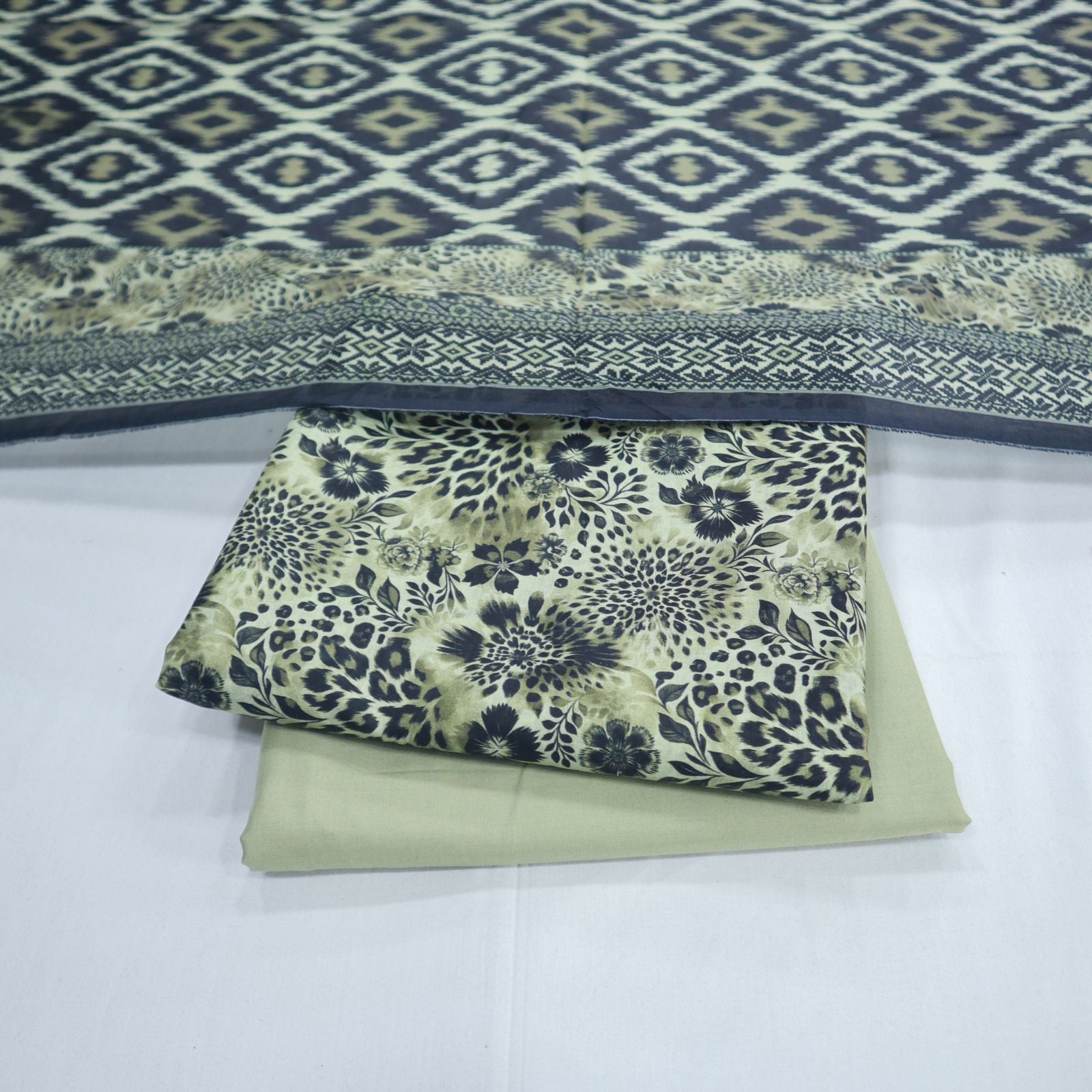 Bin Saeed 3psc Unstitched Lawn Suit